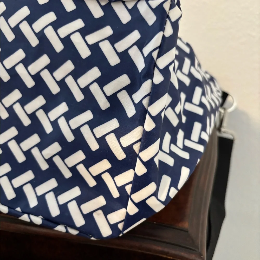 Scout Navy and White Patterned Medium Tote with Detachable Black Strap - Picture 7 of 13